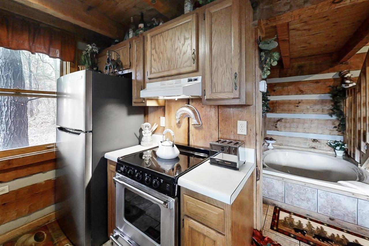Misty View Cabin Hatchertown Экстерьер фото