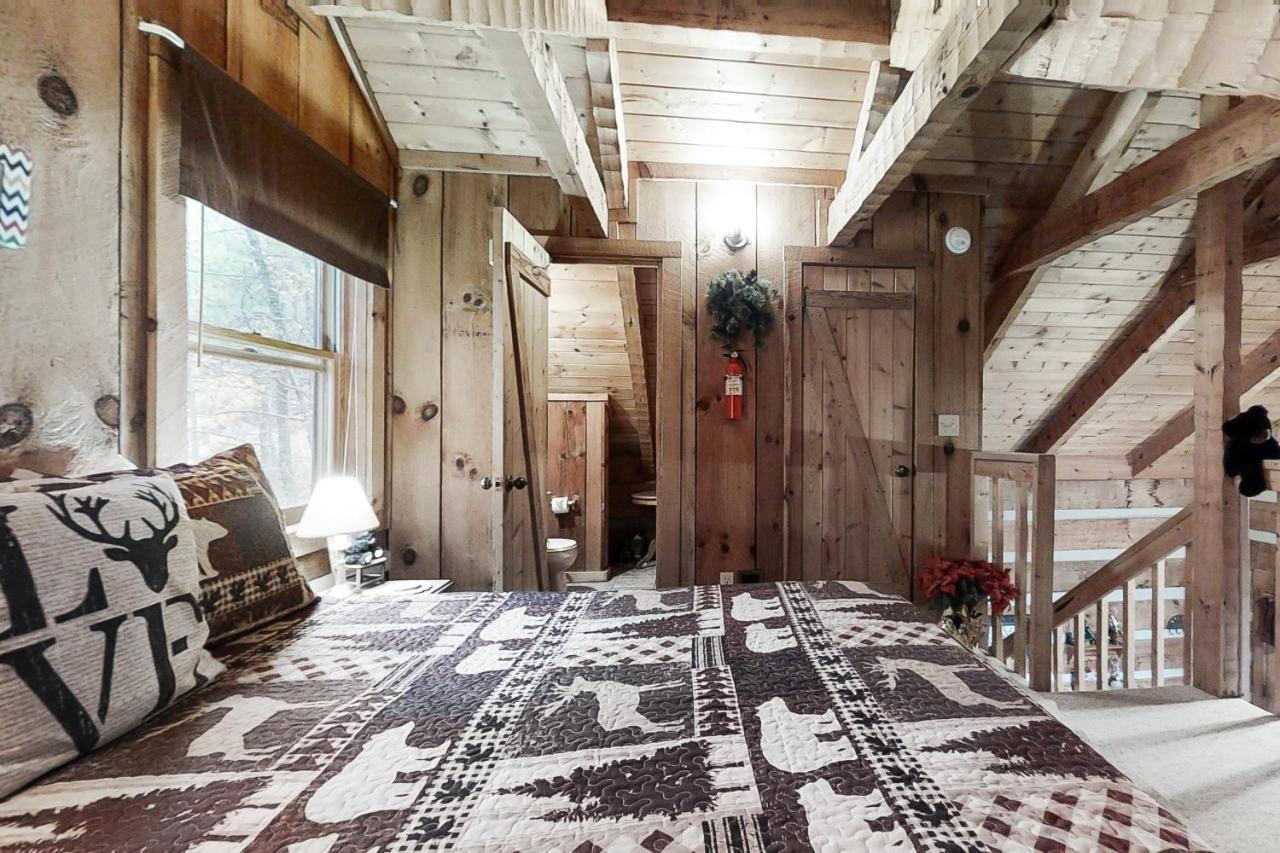 Misty View Cabin Hatchertown Экстерьер фото